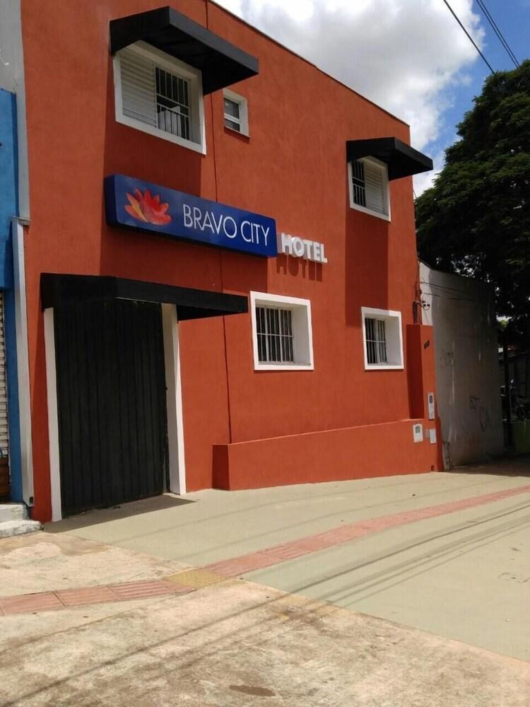 Bravo City Hotel Campo Grande カンポ・グランデ エクステリア 写真