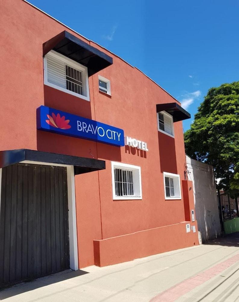 Bravo City Hotel Campo Grande カンポ・グランデ エクステリア 写真